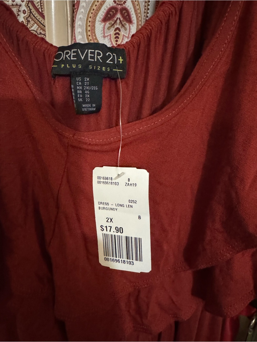 Forever 21 Plus Burgundy Sleeveless Tunic Top